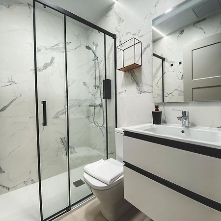 Casa San Juan - Habitaciones Privadas Logrono Luaran gambar