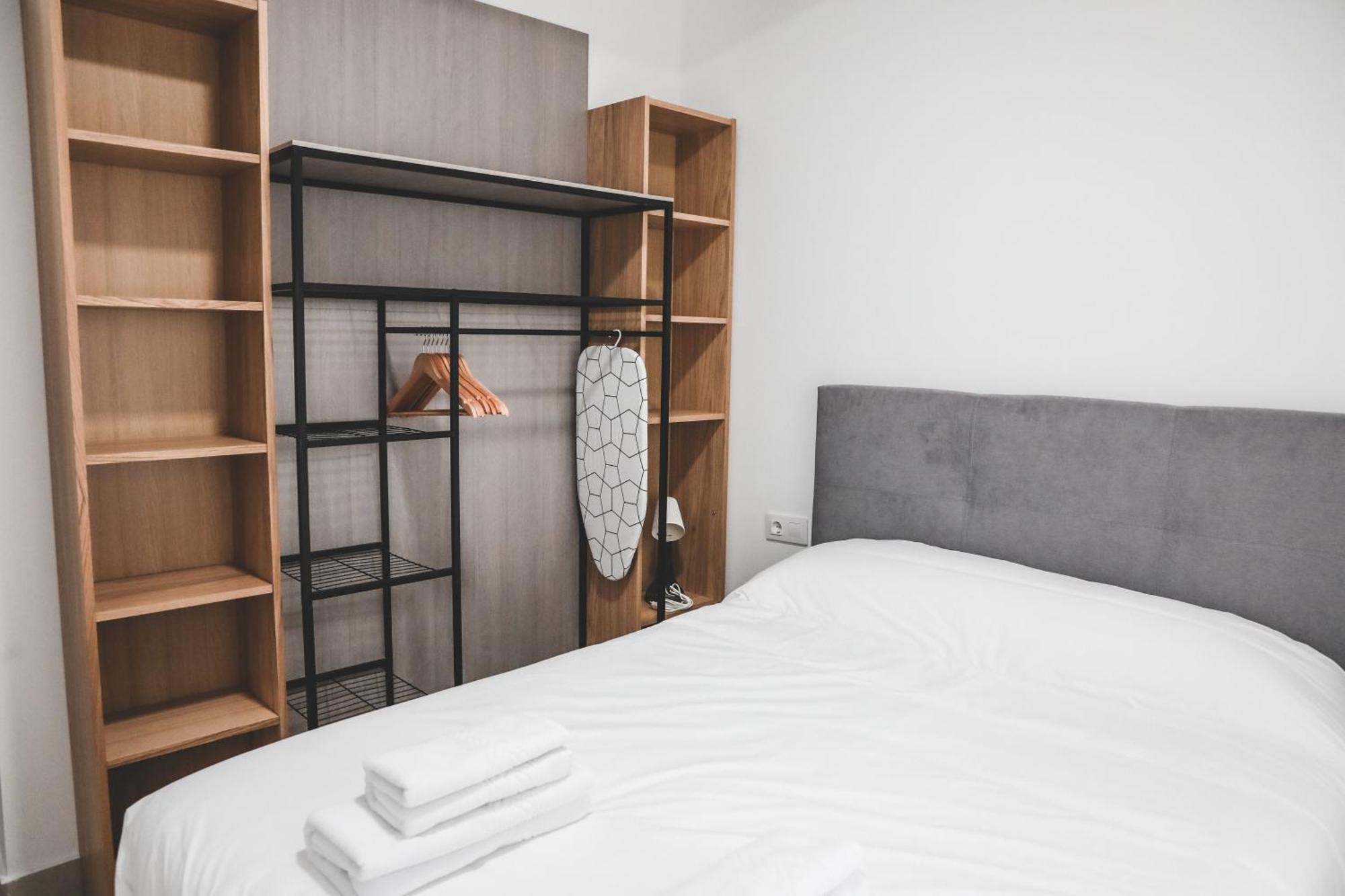 Casa San Juan - Habitaciones Privadas Logrono Luaran gambar